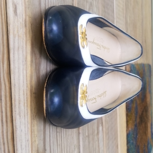 Shoes - Picture 8 of 8